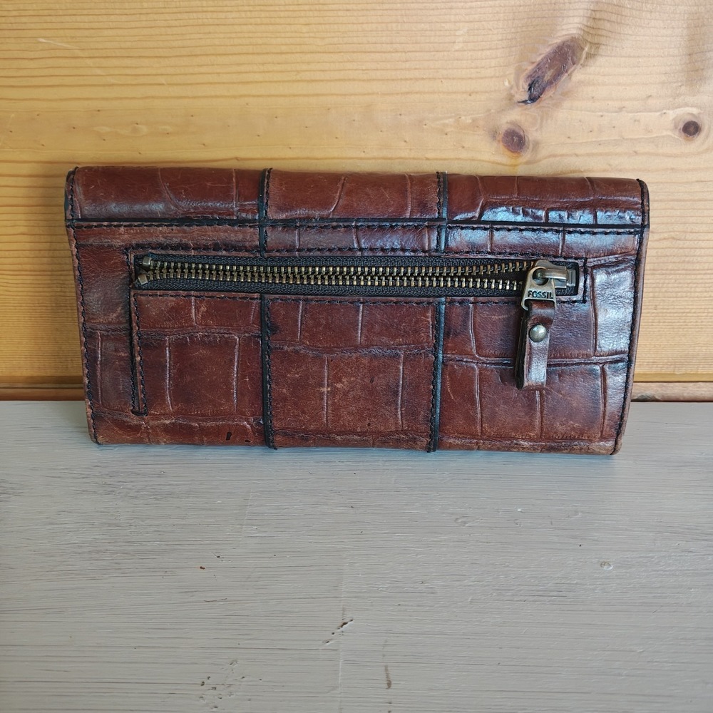 Fossil Authentic Brown Genuine Leather Bifold Wallet Classic W Turn Lock‎ ZA4 - Picture 2 of 4